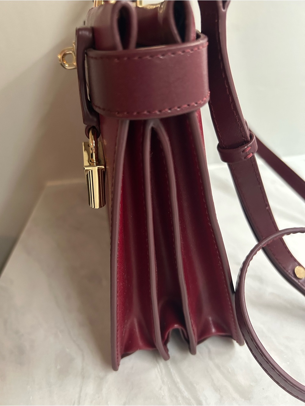 Michael Kors Burgundy Satchel with Red Card Wallet - Picture 7 of 16
